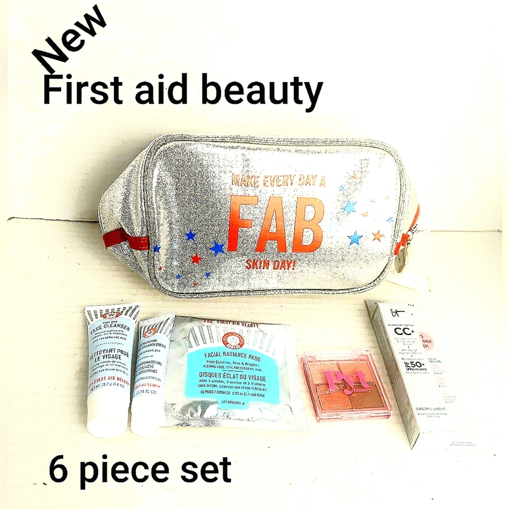 FIRST AID BEAUTY 6 piece skin care set